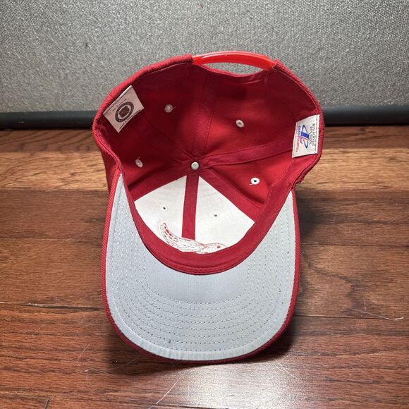 Vintage Detroit Red Wings Hat Cap 90s Logo Athletic NHL Snapback - Picture 7 of 7